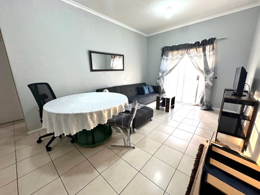 2 Bedroom Property for Sale in Parklands Western Cape